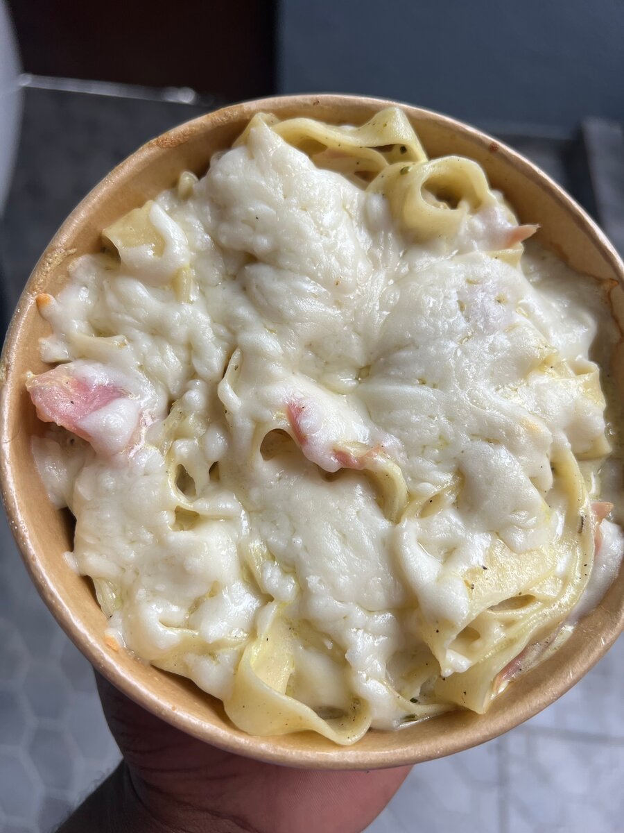 Tagliatelles (pasta bol)