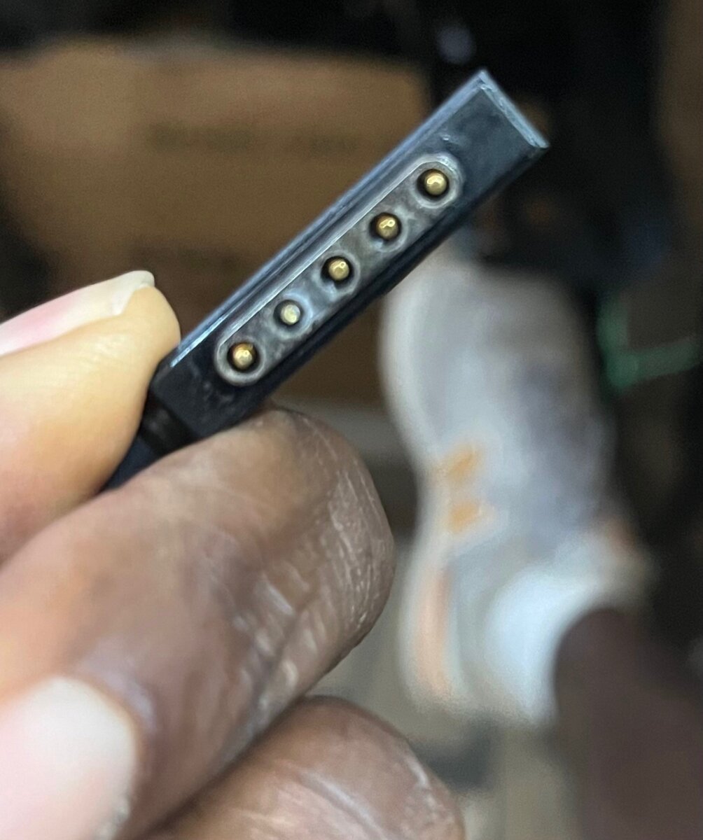 Microsoft Chargeur Microsoft Surface Pro 2 / 12V  3.6 A