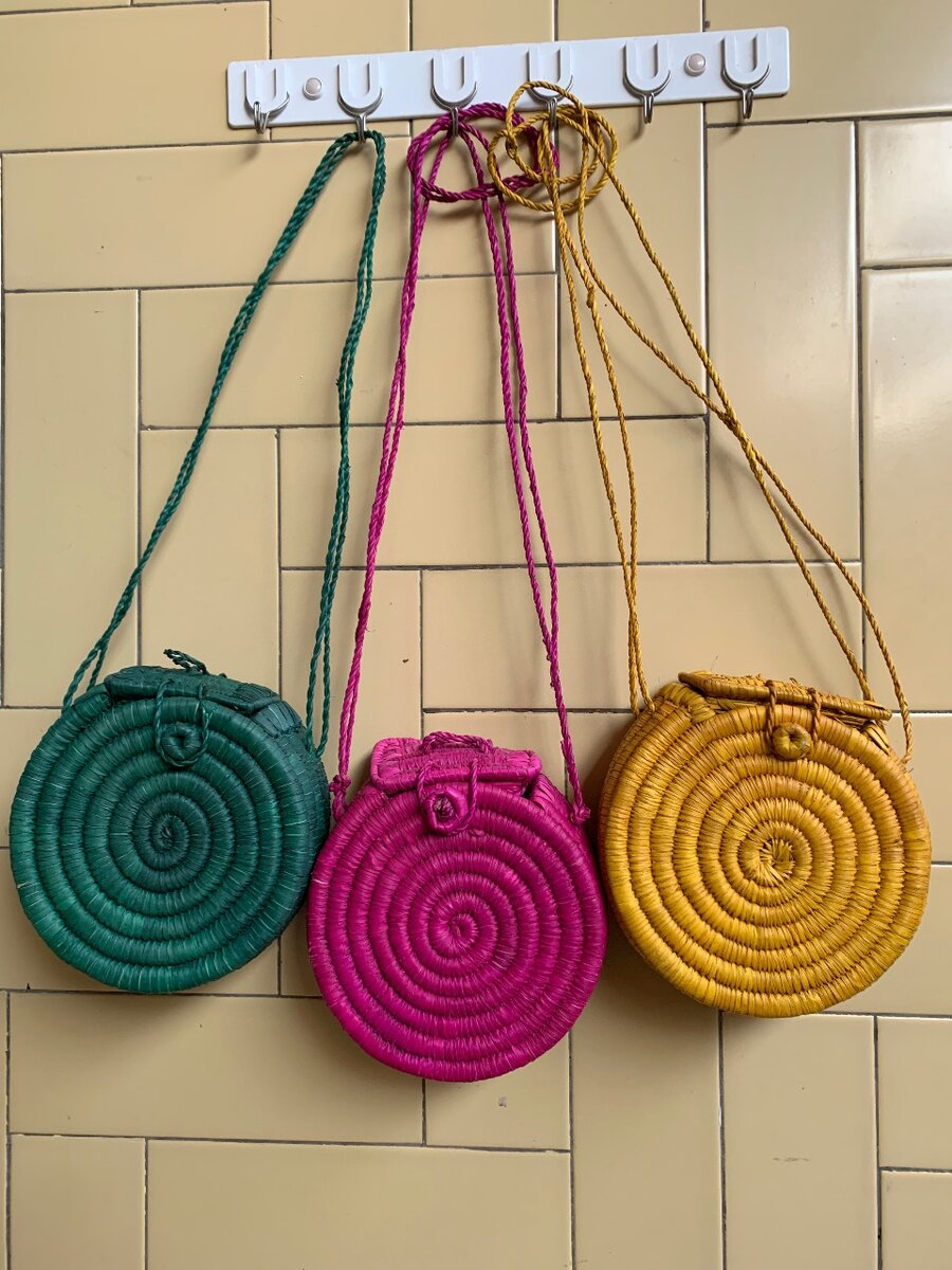 Sac à main en raphia rond