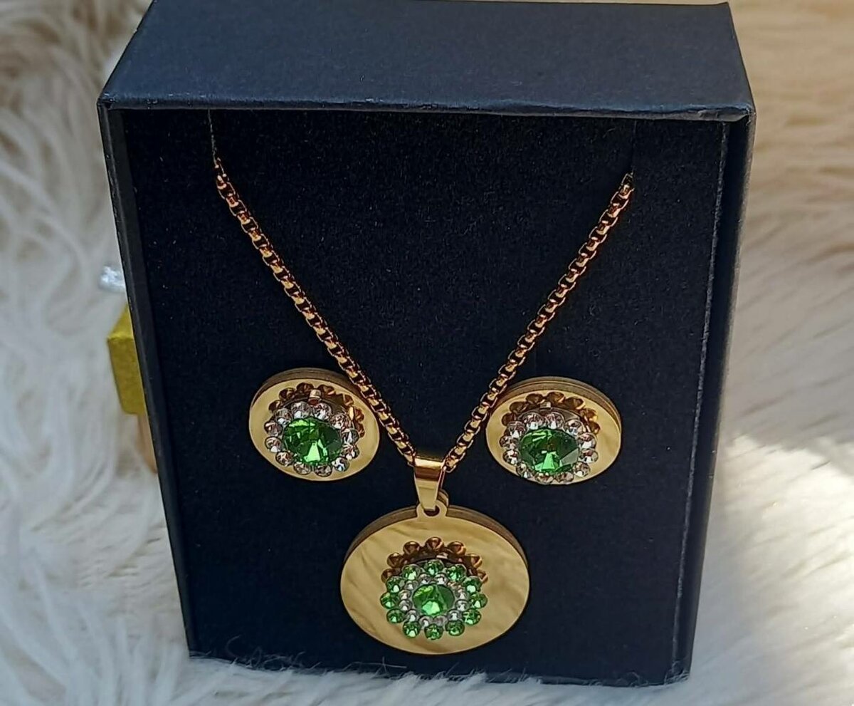 Set de bijoux élégant moderne