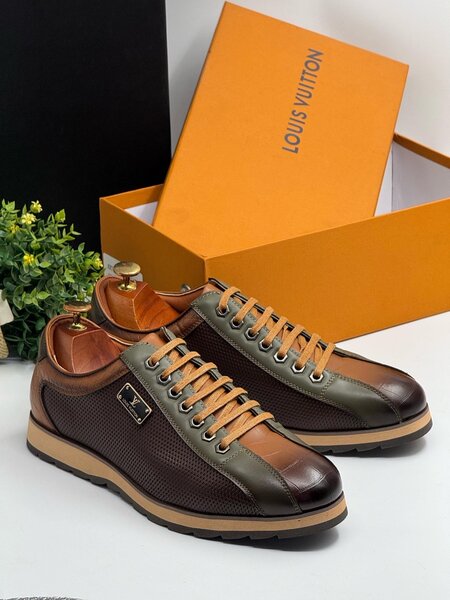 LOUIS VUITTON COFFE AND GREY