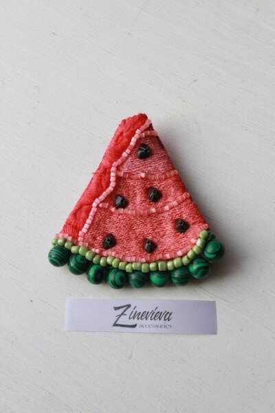 Брошь арбуз.