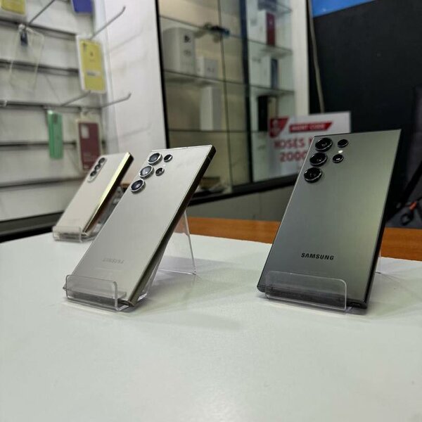 Samsung Galaxy S24 Ultra 256GB/12 GB RAM