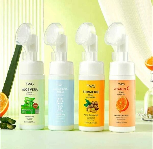 Mousse nettoyante visage Aloe Vera