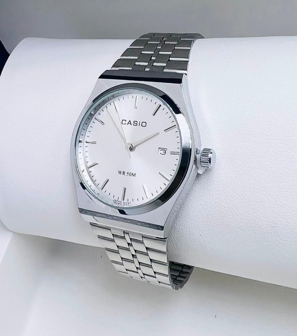 Montre casio authentique