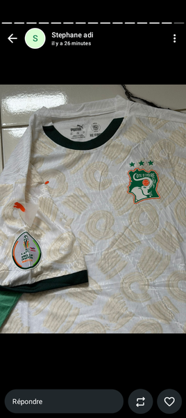 Maillot de football blanc