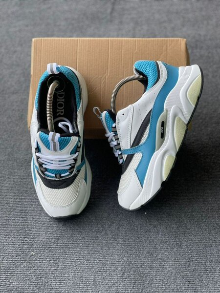 Baskets Sport Modernes