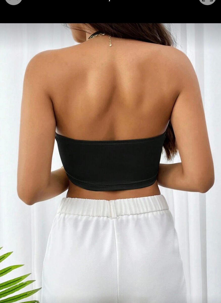 Top dos nu élégant