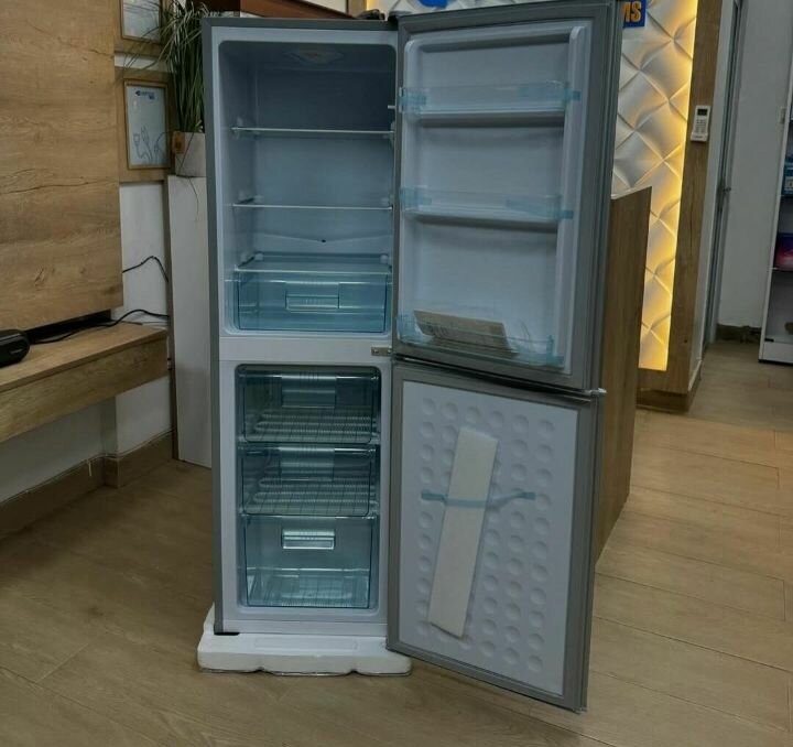 NASCO DOUBLE DOOR REFRIGERATOR