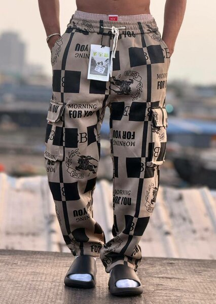 Pantalons cargo imprimés tendance