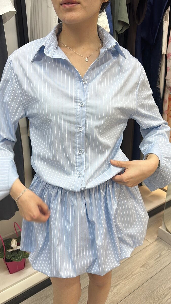 Комбинезон с вшитыми шортами