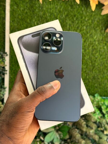 iPhone 15 pro Max second main