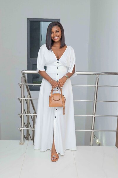 Robe longue boutonnée élégante