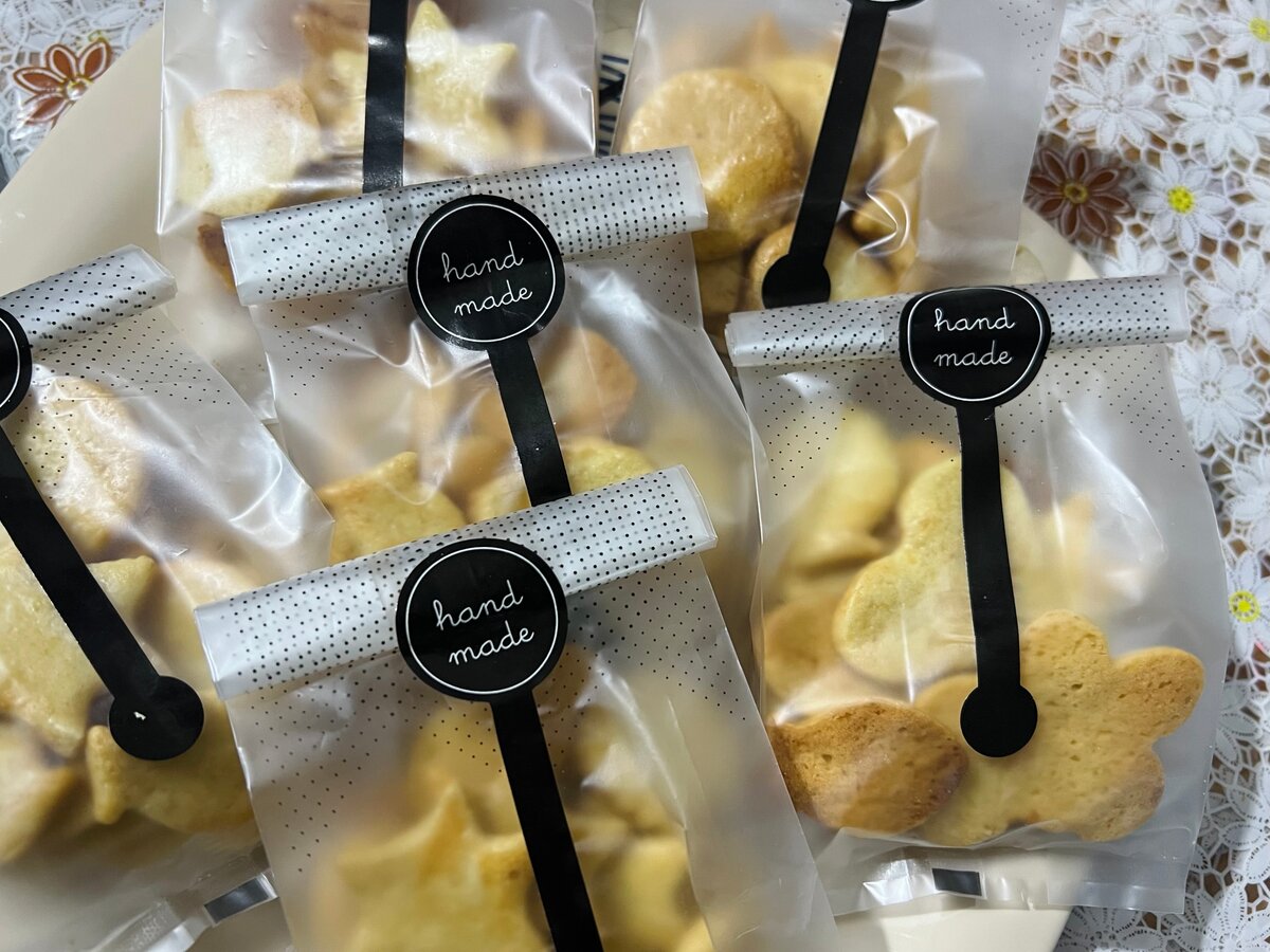 Biscuits petit four en sachet