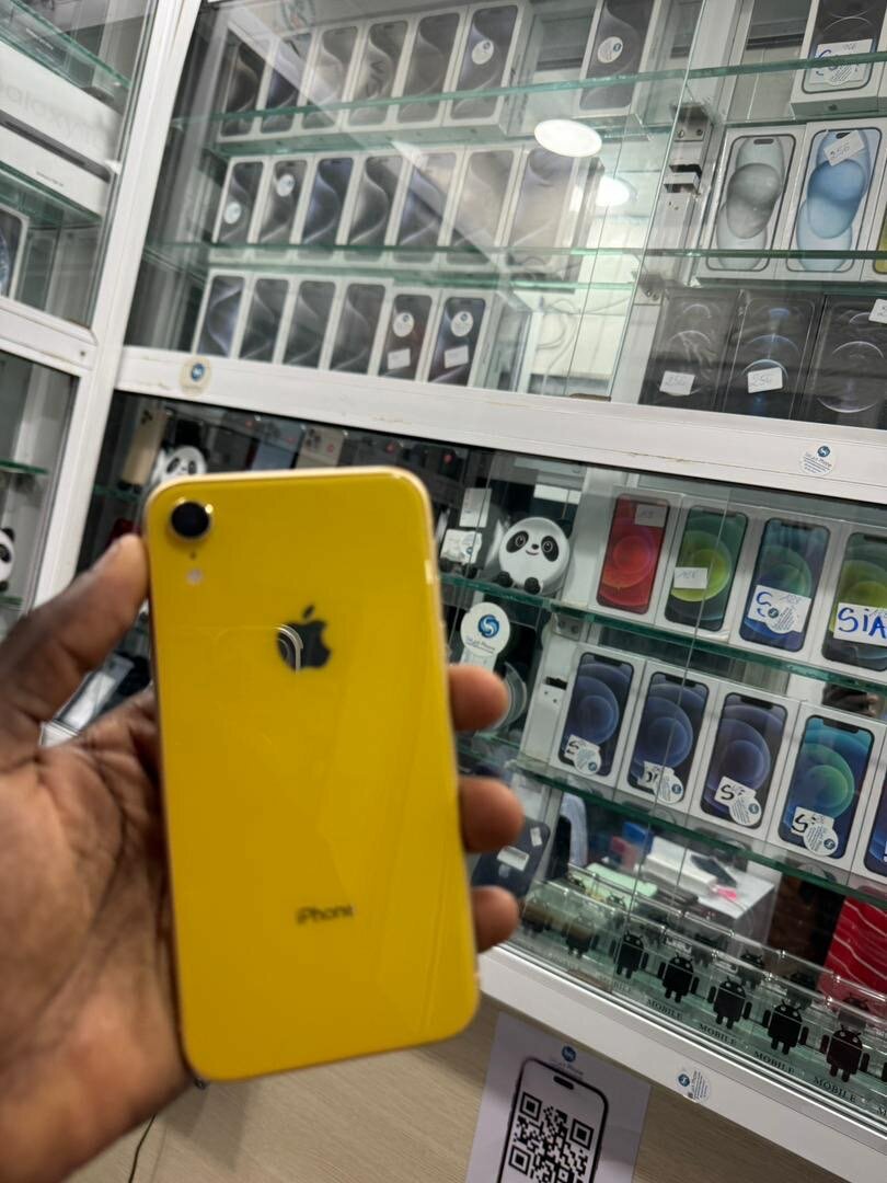 iPhone XR 64g sans id