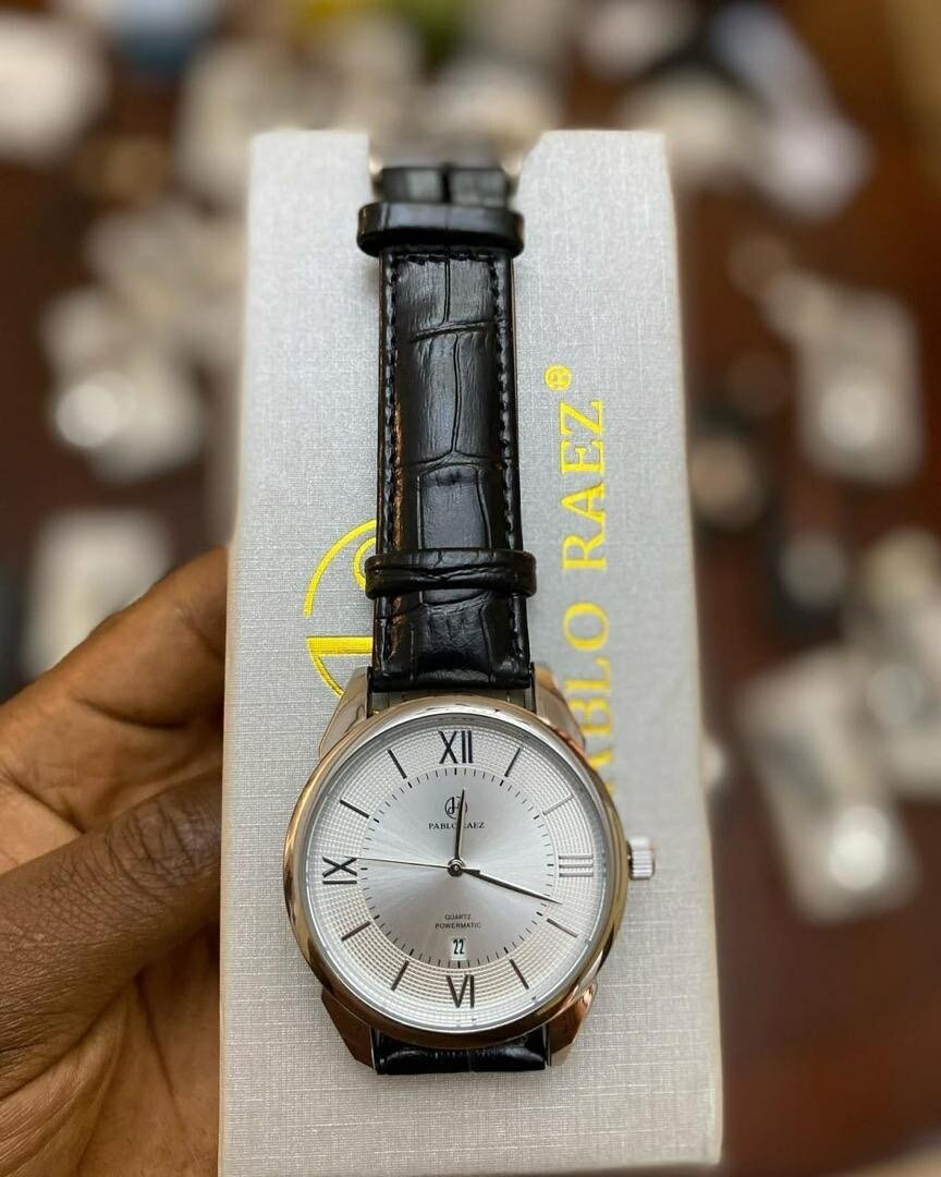 Montre en cuir Pablo Raez