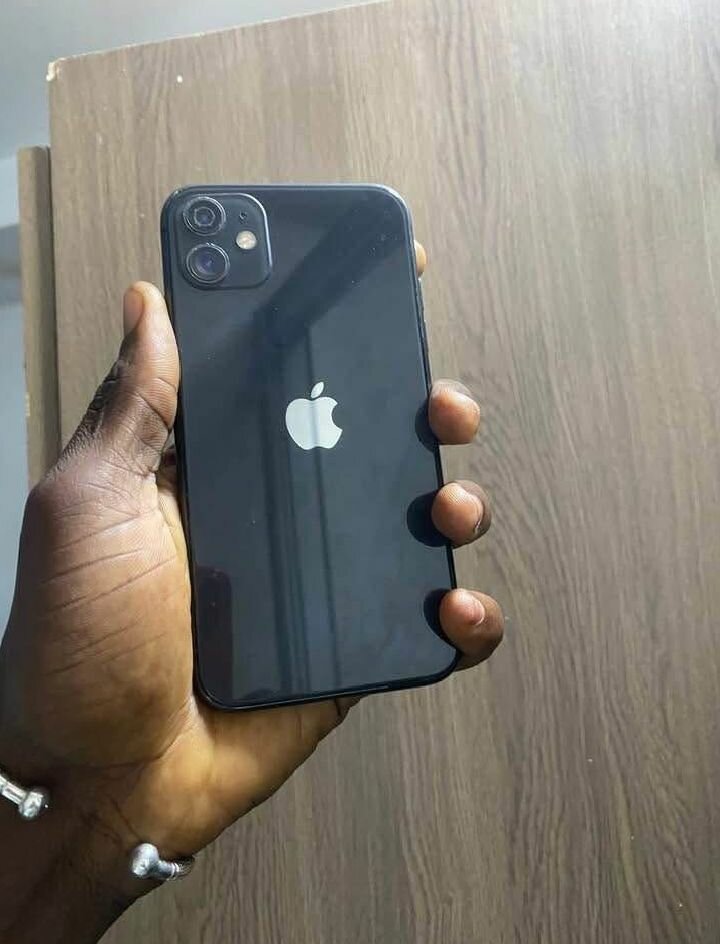 iPhone 12 sans ID