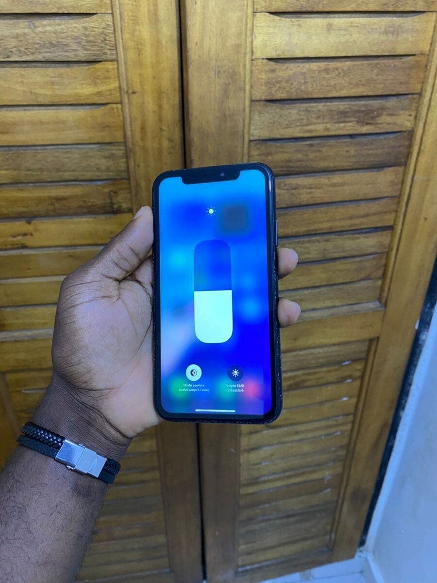 iPhone XR 64go