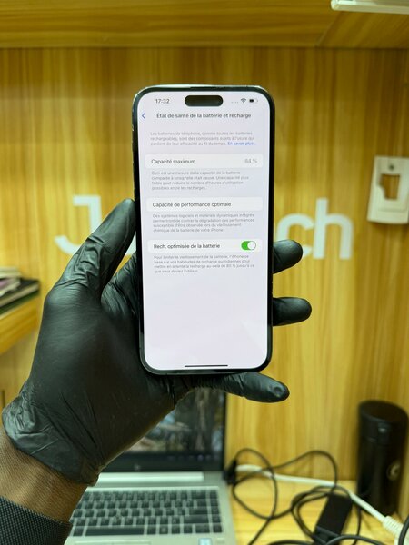 IPHONE 14 PRO MAX  AUCUN MESSA