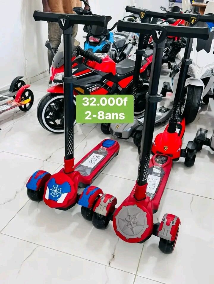 Trottinettes Enfants 3 Roues