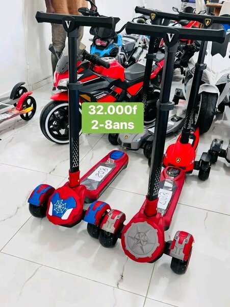 Trottinettes Enfants 3 Roues