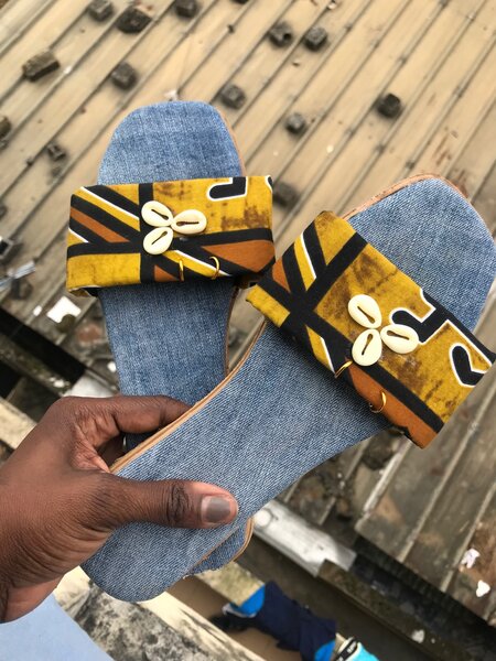 Sandales en jean ethnique chic