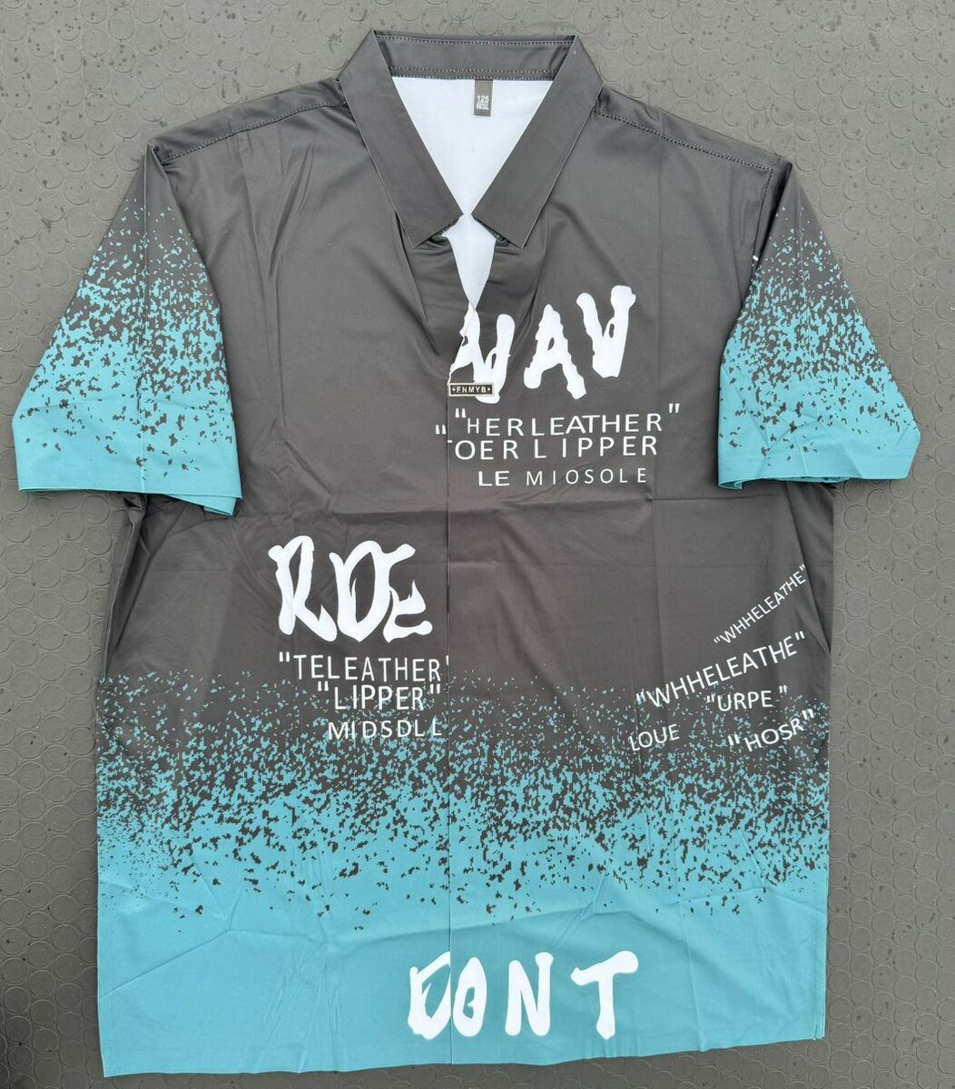 Chemise à motifs graphiques pour homme