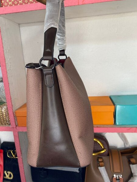 Sac à main élégant en cuir