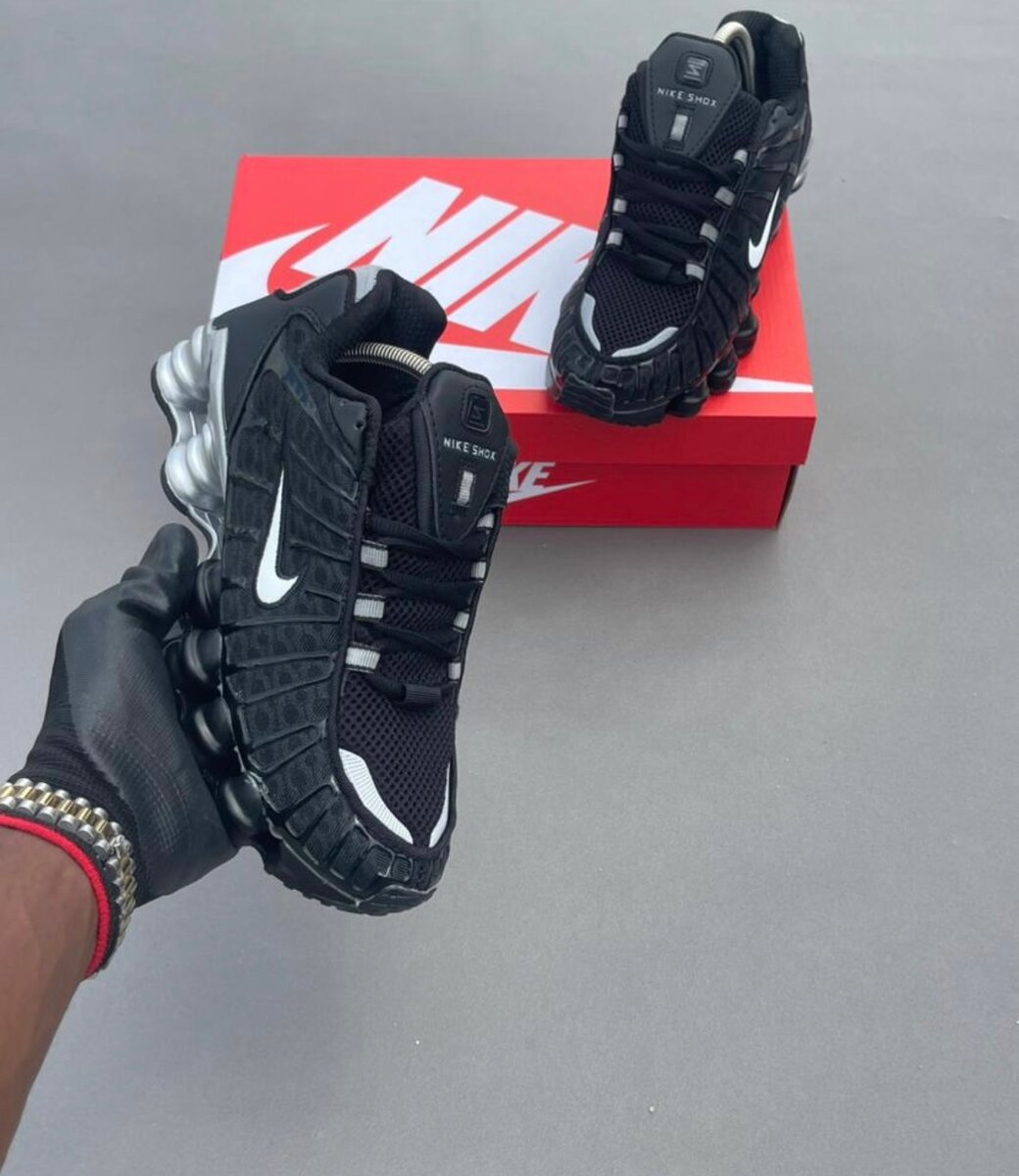 Nike Shox Enigma Noir