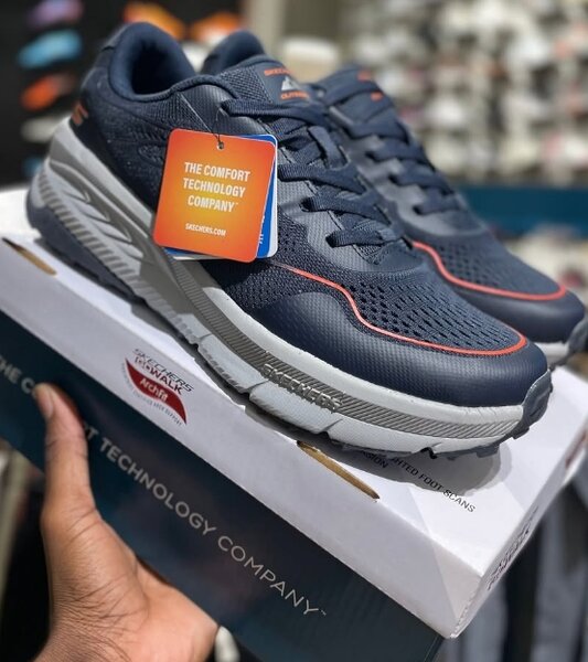 Stretchers sneakers blue