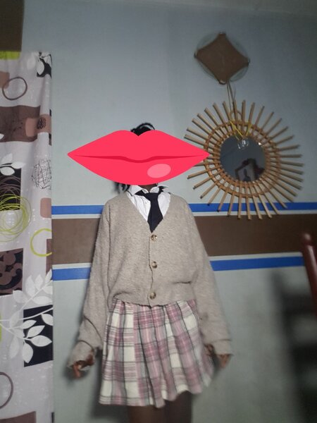 Cardigans marron et violet