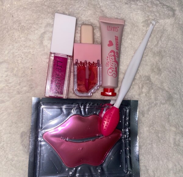Lip care set