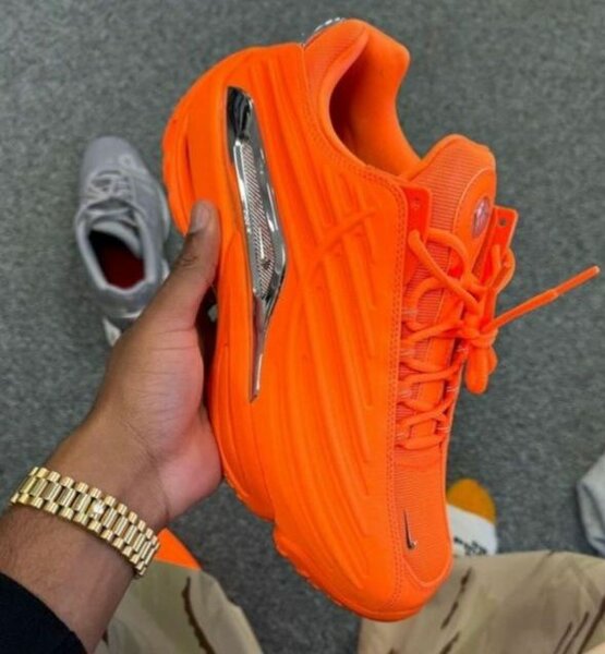 NIKE NOCTA HOT STEP ORANGE