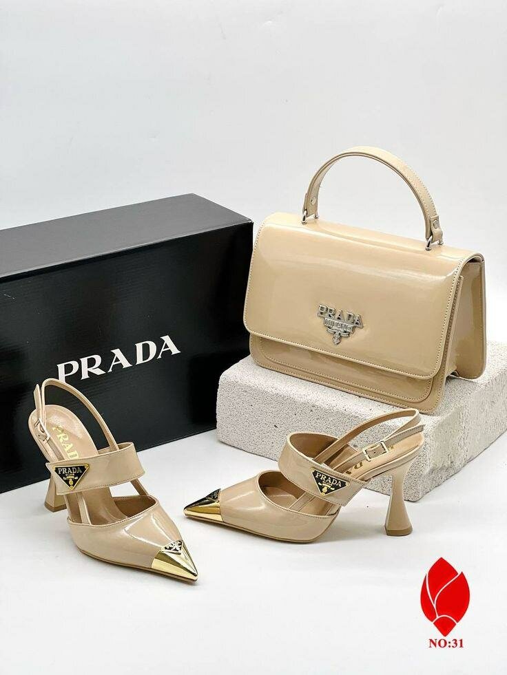 Chic Prada Talons Noir