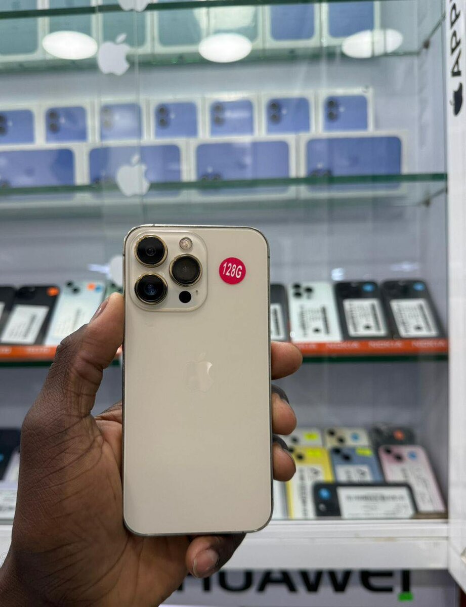 iPhone 13 pro 128 Go