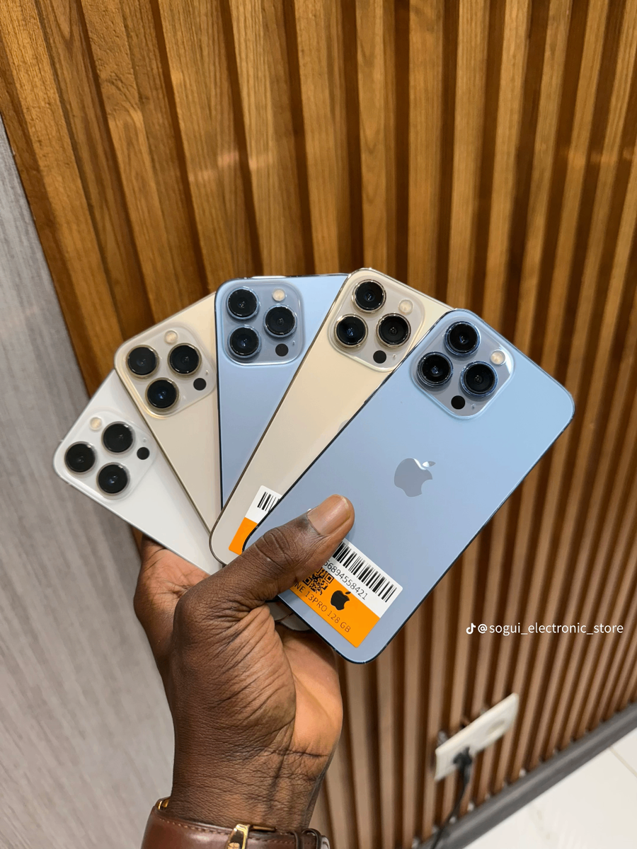 iPhone 13 pro casi neuf