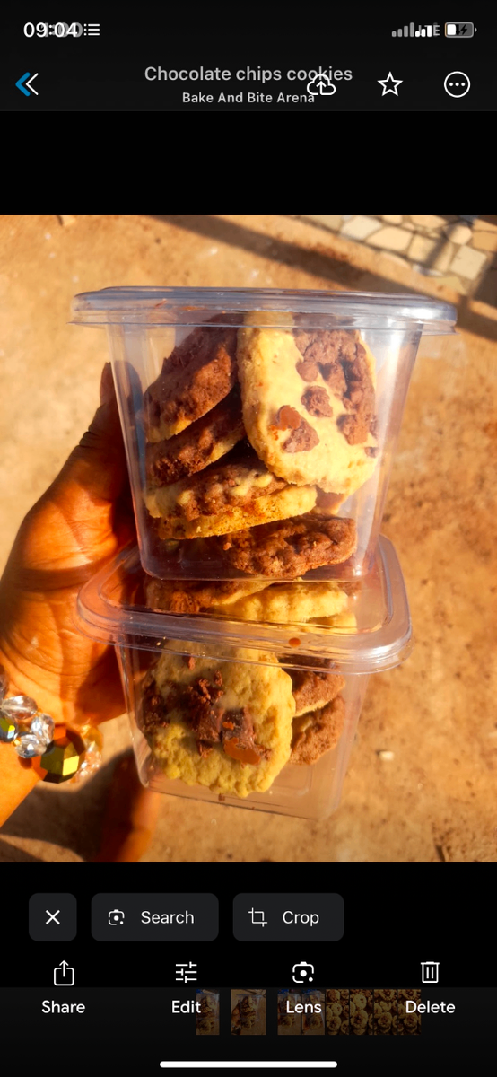 Chocolate chips cookies