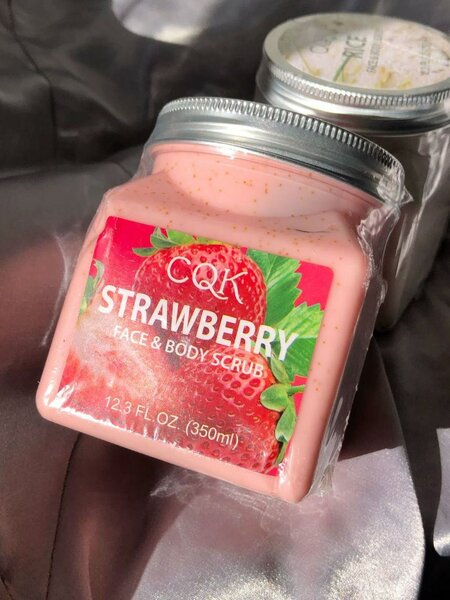 Gommage soins corporels