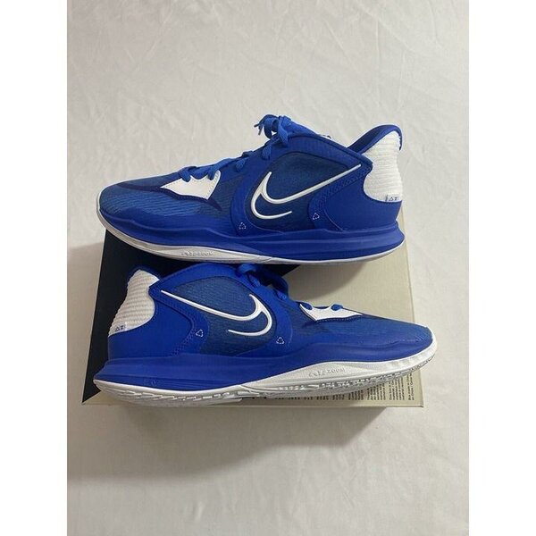 Chaussures de sport bleues