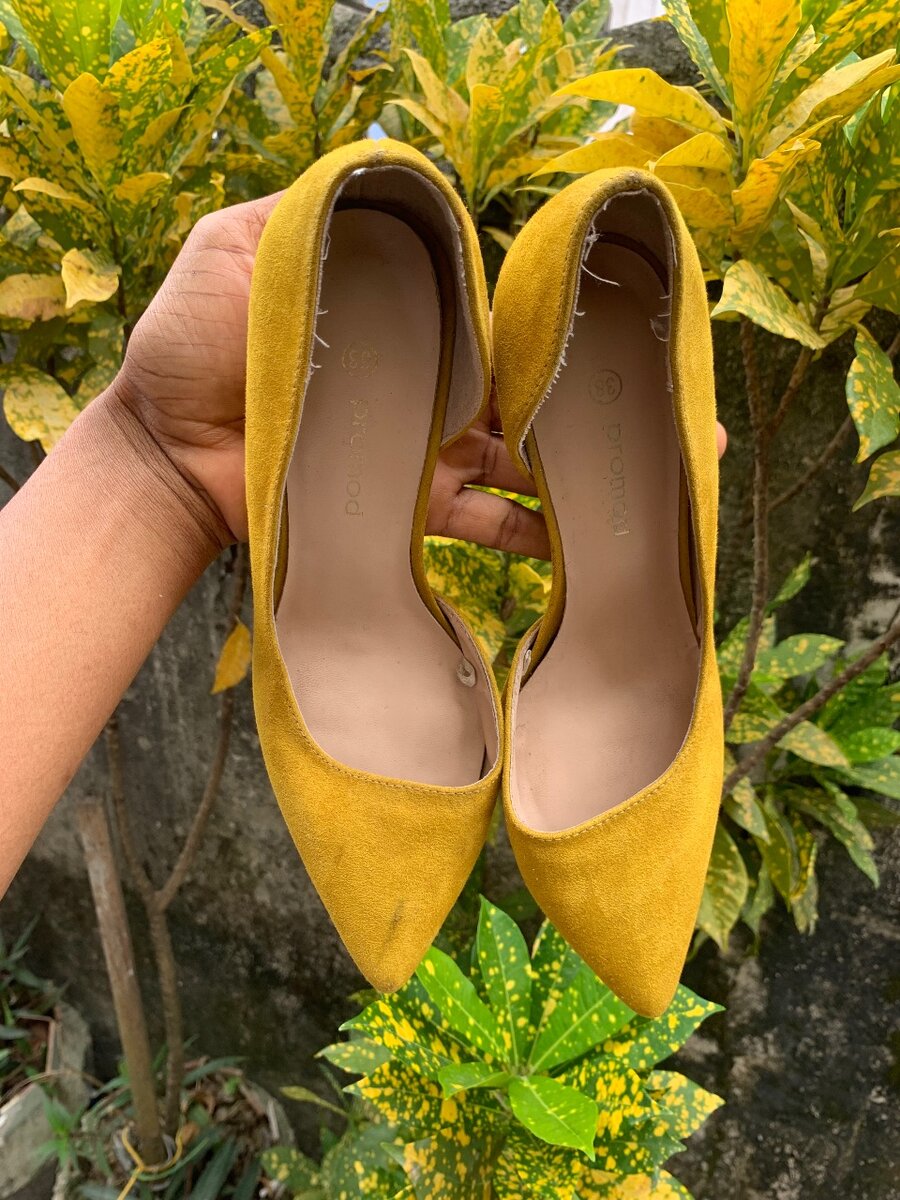 Escarpins Jaune Élégants