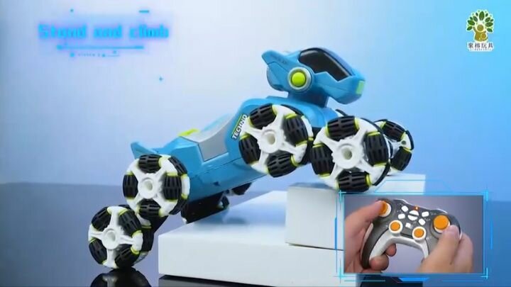 Robot jouet à huit roues