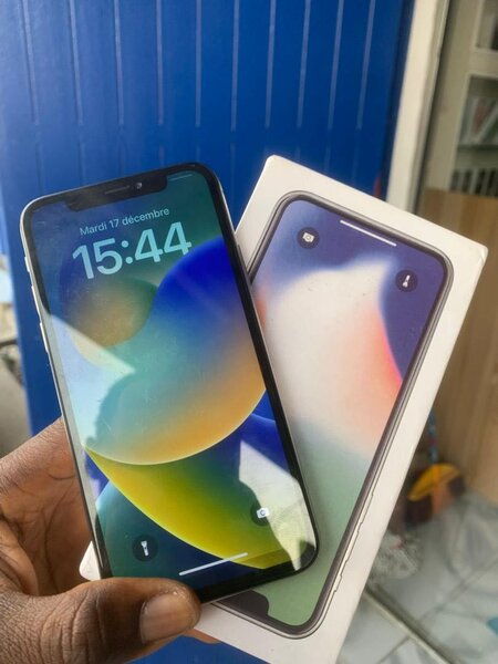 iPhone X 64giga casineuf sans Face ID
