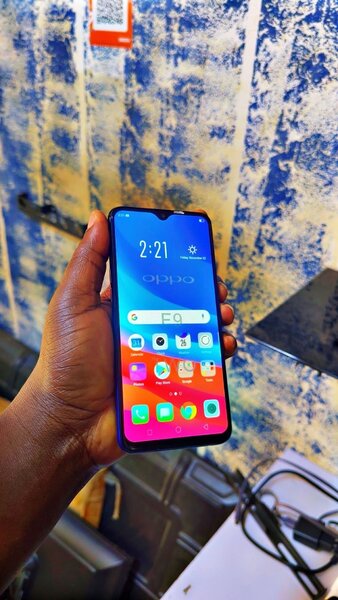 Oppo f9 256giga ram8