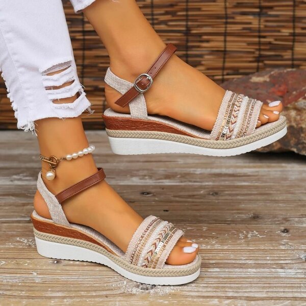 Sandales compensées tissées femme