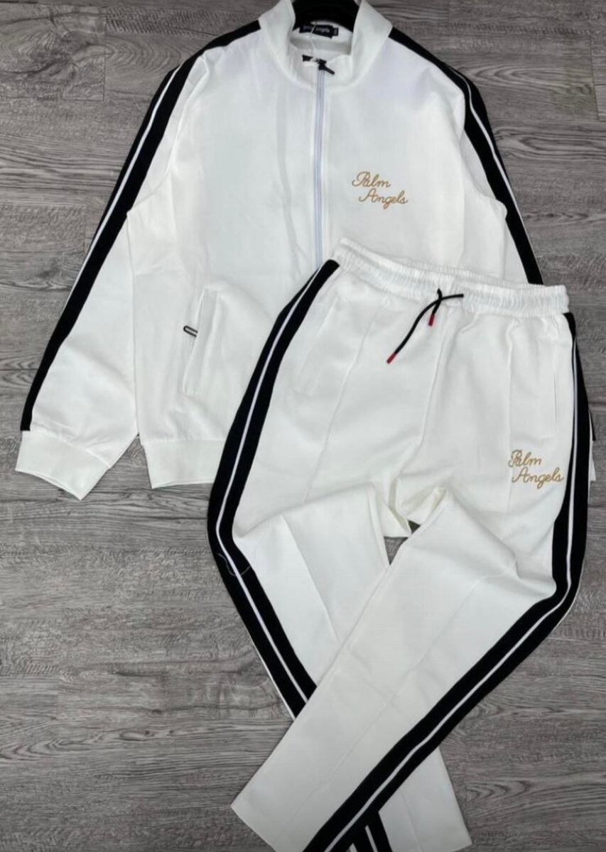 Ensemble de survêtement stylé