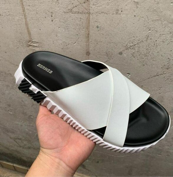 Sandales Hermès en cuir