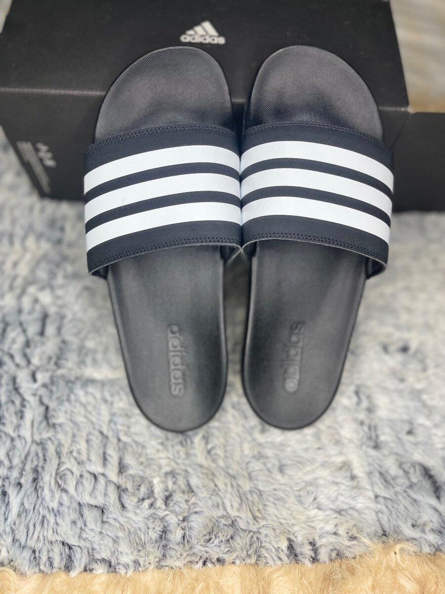 Adidas slide