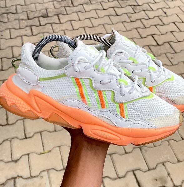 Sneakers Adidas Ozwego W