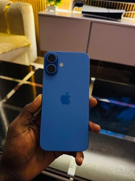 Smartphone bleu moderne