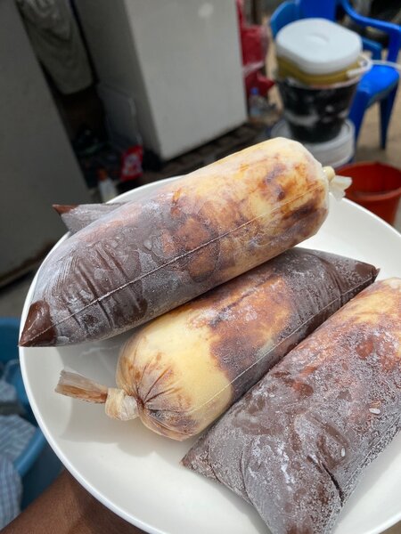 Glace au fruit exotique